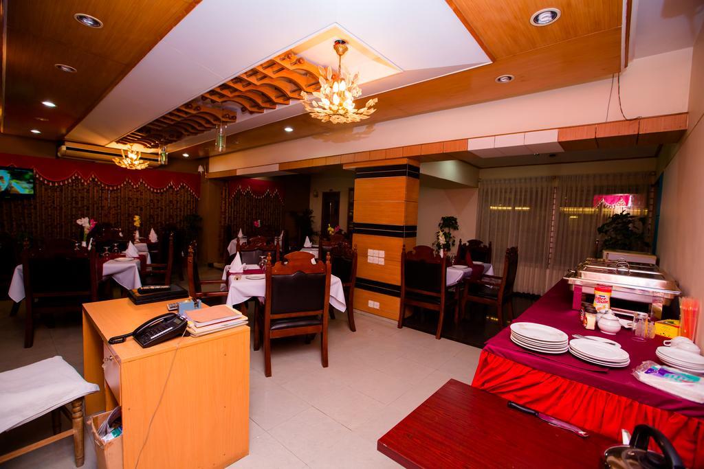 Hotel Golden Deer 达卡 外观 照片
