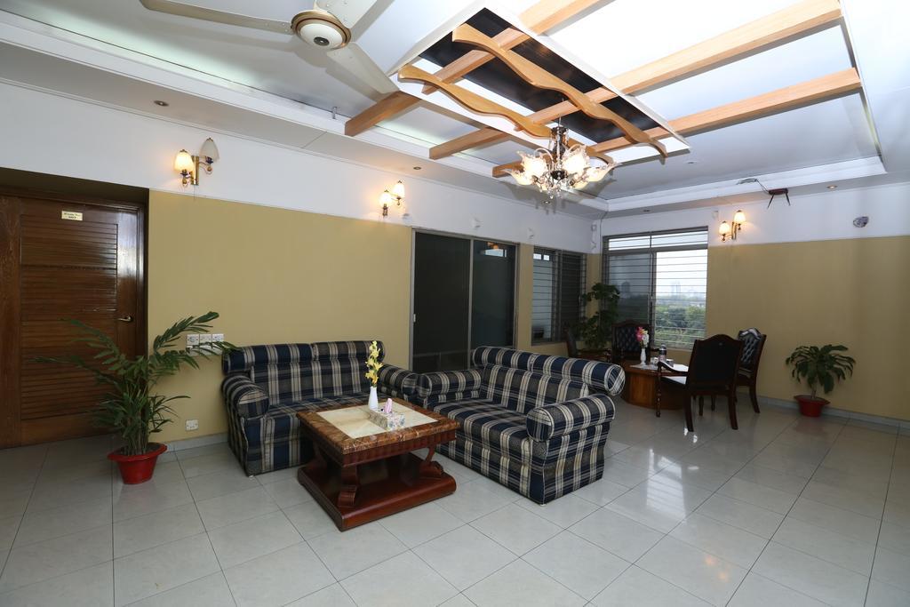 Hotel Golden Deer 达卡 外观 照片