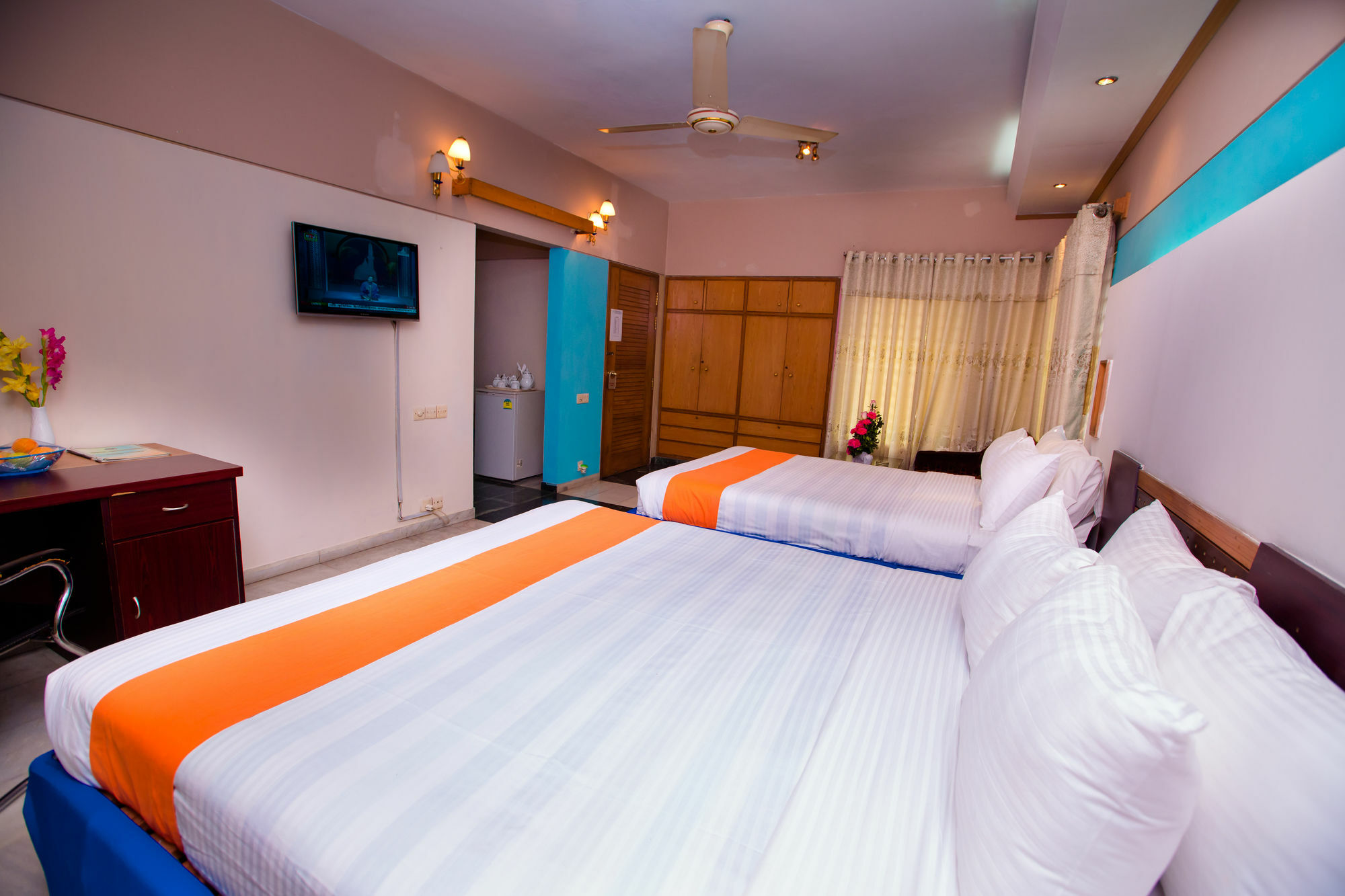Hotel Golden Deer 达卡 外观 照片